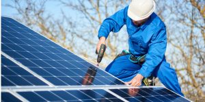 Installation Maintenance Panneaux Solaires Photovoltaïques à Colligny
